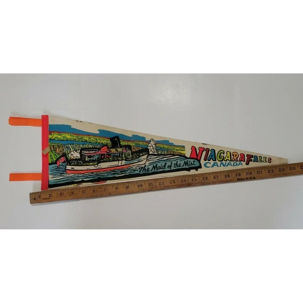 Vintage 1970s Niagara Falls Canada Maid of the Mist 2‎ layer Felt Flag Pennant